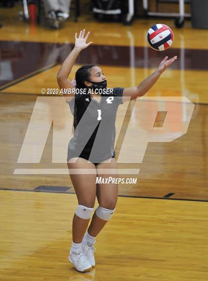 Thumbnail 1 in St. Agnes Academy @ Pearland photogallery.