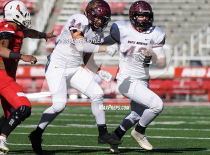 Thumbnail 2 in East vs. Maple Mountain (UHSAA 4A Semifinal) photogallery.