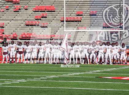 Thumbnail 1 in East vs. Maple Mountain (UHSAA 4A Semifinal) photogallery.
