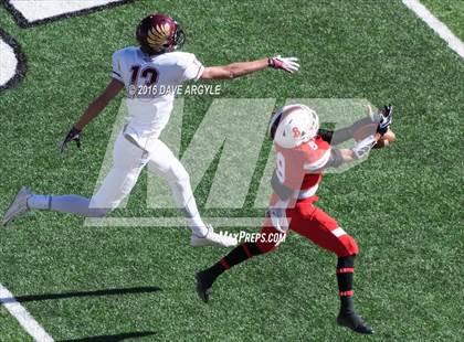 Thumbnail 3 in East vs. Maple Mountain (UHSAA 4A Semifinal) photogallery.