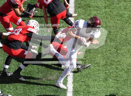 Thumbnail 3 in East vs. Maple Mountain (UHSAA 4A Semifinal) photogallery.