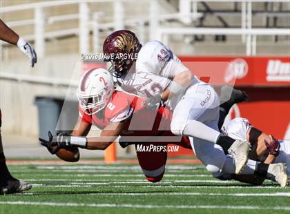 Thumbnail 3 in East vs. Maple Mountain (UHSAA 4A Semifinal) photogallery.
