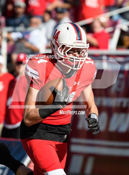 Thumbnail 1 in East vs. Maple Mountain (UHSAA 4A Semifinal) photogallery.