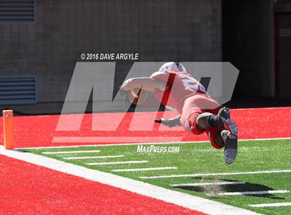 Thumbnail 1 in East vs. Maple Mountain (UHSAA 4A Semifinal) photogallery.