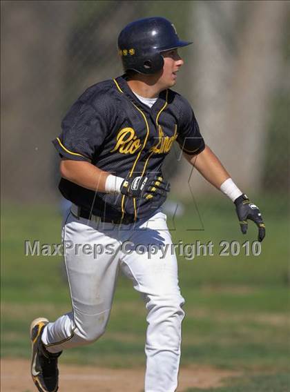 Thumbnail 3 in Rio Linda vs. Whitney (Cordova Easter Tournament) photogallery.