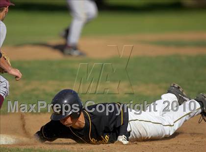 Thumbnail 2 in Rio Linda vs. Whitney (Cordova Easter Tournament) photogallery.
