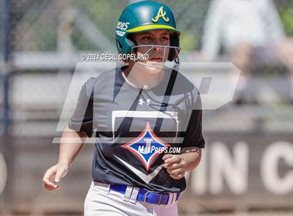 Thumbnail 3 in Jefferson vs Richmond Hill (GHSA State Play-in Semifinal) photogallery.