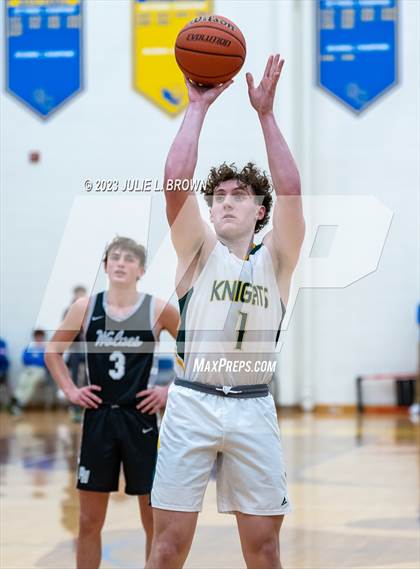 Thumbnail 2 in Parke Heritage vs. Northeastern (IHSAA 2A Regional 22 Championship) photogallery.
