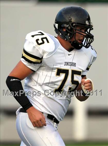 Thumbnail 2 in Jonesboro vs. Fayetteville photogallery.