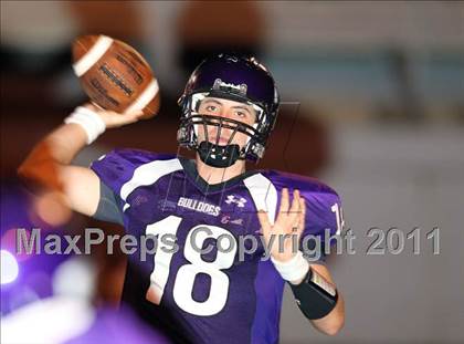 Thumbnail 3 in Jonesboro vs. Fayetteville photogallery.