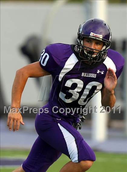 Thumbnail 3 in Jonesboro vs. Fayetteville photogallery.