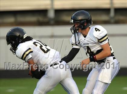 Thumbnail 3 in Jonesboro vs. Fayetteville photogallery.