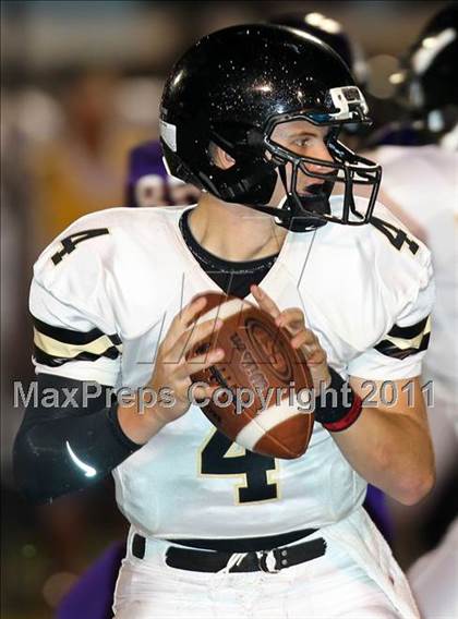 Thumbnail 1 in Jonesboro vs. Fayetteville photogallery.