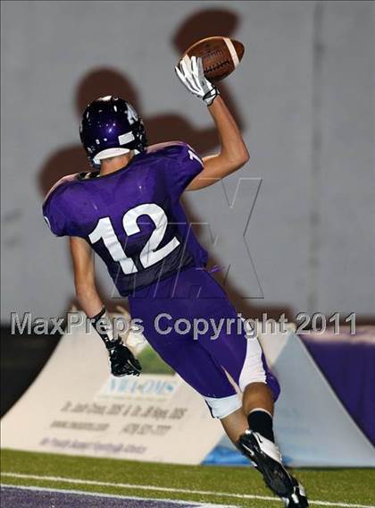 Thumbnail 1 in Jonesboro vs. Fayetteville photogallery.