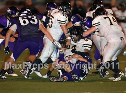 Thumbnail 3 in Jonesboro vs. Fayetteville photogallery.