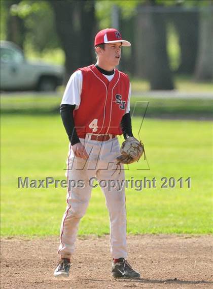 Thumbnail 3 in Laguna Creek vs. San Juan (Land Park Easter Tournament) photogallery.