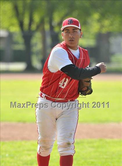 Thumbnail 3 in Laguna Creek vs. San Juan (Land Park Easter Tournament) photogallery.