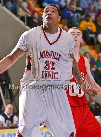 Thumbnail 1 in Jamesville-DeWitt vs. Tappan Zee (NYSPHSAA Class A Semifinal) photogallery.