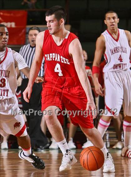 Thumbnail 1 in Jamesville-DeWitt vs. Tappan Zee (NYSPHSAA Class A Semifinal) photogallery.