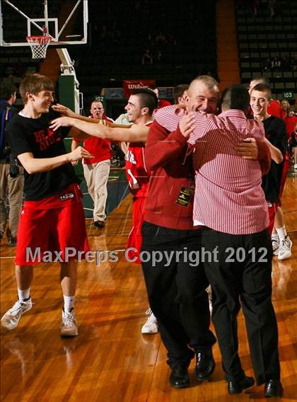 Thumbnail 1 in Jamesville-DeWitt vs. Tappan Zee (NYSPHSAA Class A Semifinal) photogallery.