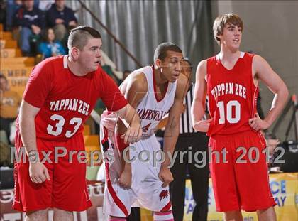 Thumbnail 1 in Jamesville-DeWitt vs. Tappan Zee (NYSPHSAA Class A Semifinal) photogallery.