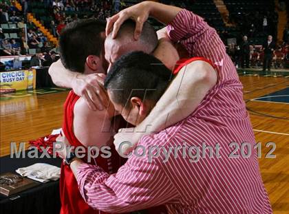 Thumbnail 1 in Jamesville-DeWitt vs. Tappan Zee (NYSPHSAA Class A Semifinal) photogallery.