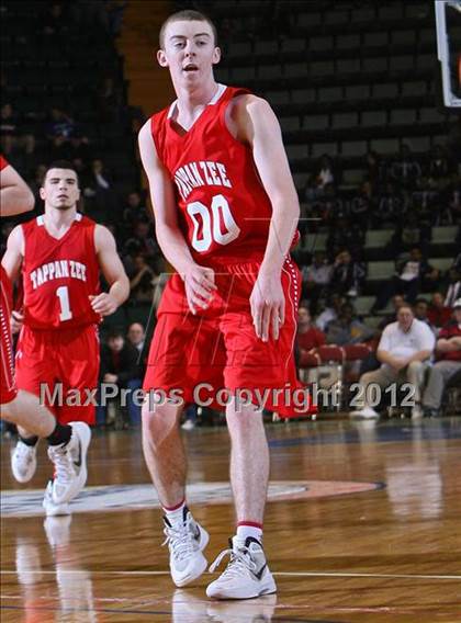 Thumbnail 3 in Jamesville-DeWitt vs. Tappan Zee (NYSPHSAA Class A Semifinal) photogallery.