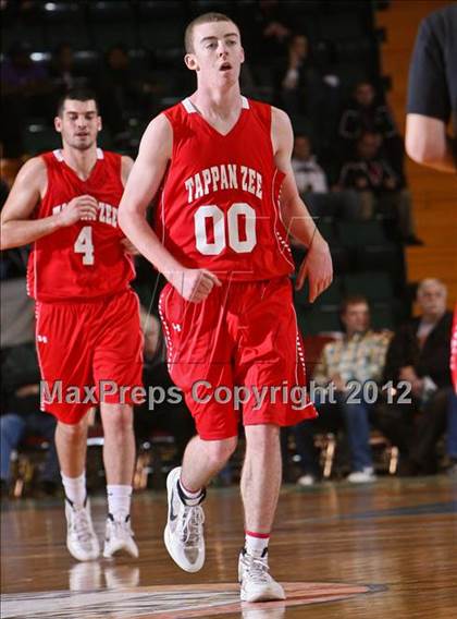 Thumbnail 3 in Jamesville-DeWitt vs. Tappan Zee (NYSPHSAA Class A Semifinal) photogallery.