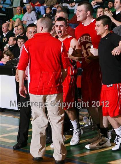 Thumbnail 2 in Jamesville-DeWitt vs. Tappan Zee (NYSPHSAA Class A Semifinal) photogallery.