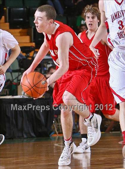 Thumbnail 1 in Jamesville-DeWitt vs. Tappan Zee (NYSPHSAA Class A Semifinal) photogallery.