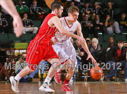Thumbnail 1 in Jamesville-DeWitt vs. Tappan Zee (NYSPHSAA Class A Semifinal) photogallery.