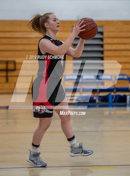 Thumbnail 3 in Fallbrook @ San Pasqual photogallery.