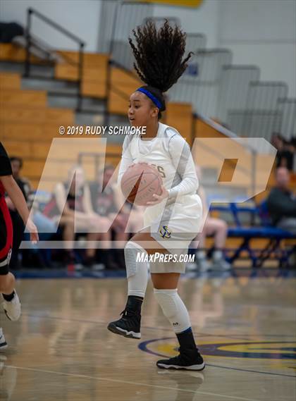 Thumbnail 1 in Fallbrook @ San Pasqual photogallery.