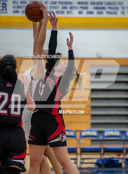 Thumbnail 3 in Fallbrook @ San Pasqual photogallery.