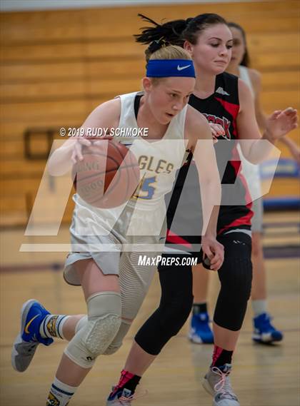 Thumbnail 3 in Fallbrook @ San Pasqual photogallery.