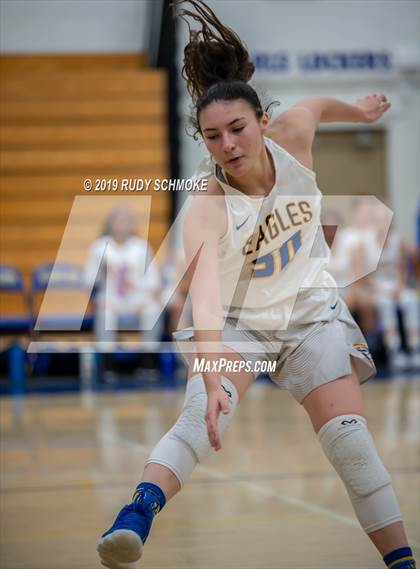 Thumbnail 3 in Fallbrook @ San Pasqual photogallery.