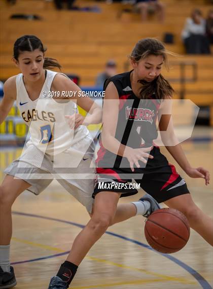 Thumbnail 3 in Fallbrook @ San Pasqual photogallery.