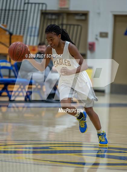 Thumbnail 2 in Fallbrook @ San Pasqual photogallery.