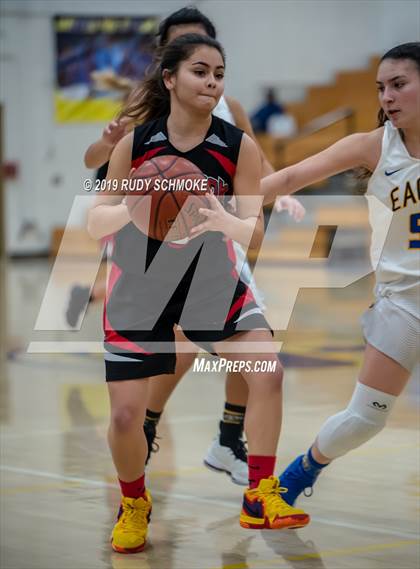 Thumbnail 1 in Fallbrook @ San Pasqual photogallery.