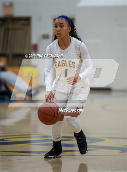 Thumbnail 3 in Fallbrook @ San Pasqual photogallery.