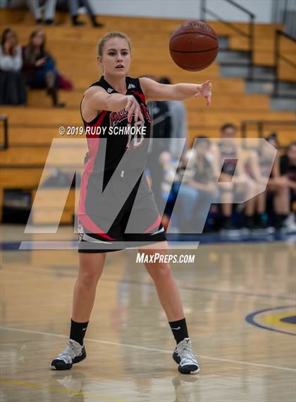 Thumbnail 3 in Fallbrook @ San Pasqual photogallery.
