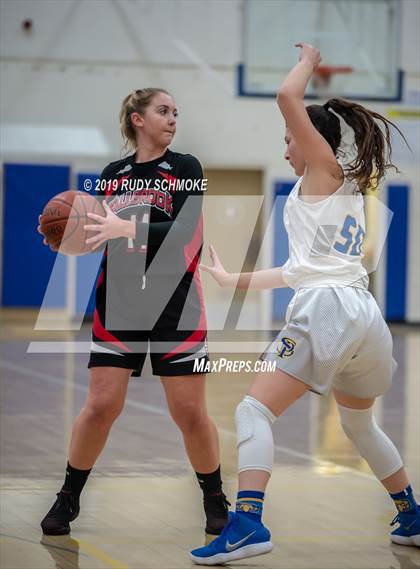 Thumbnail 2 in Fallbrook @ San Pasqual photogallery.