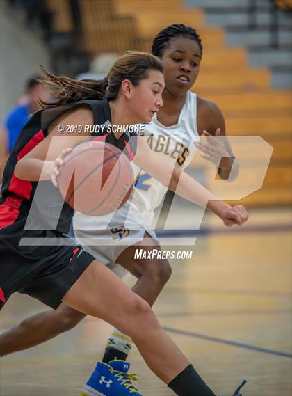 Thumbnail 1 in Fallbrook @ San Pasqual photogallery.