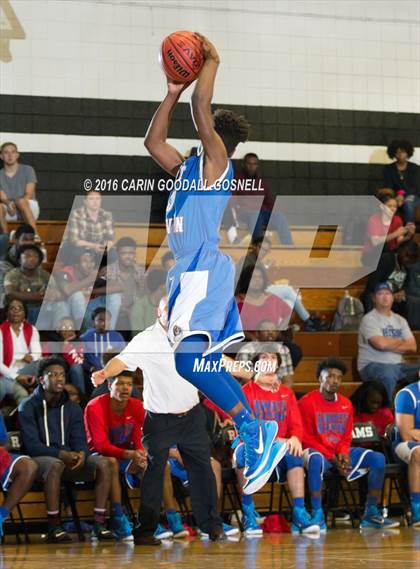 Thumbnail 1 in West Craven vs. New Bern photogallery.