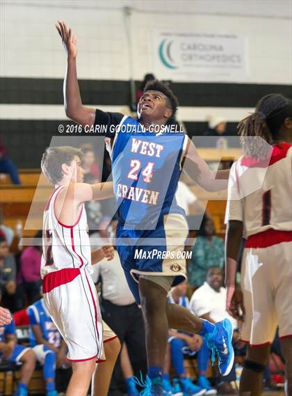 Thumbnail 1 in West Craven vs. New Bern photogallery.