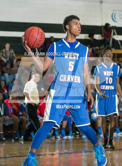 Thumbnail 3 in West Craven vs. New Bern photogallery.