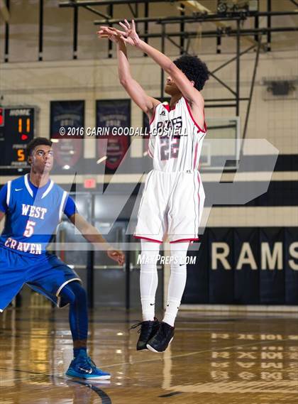 Thumbnail 2 in West Craven vs. New Bern photogallery.
