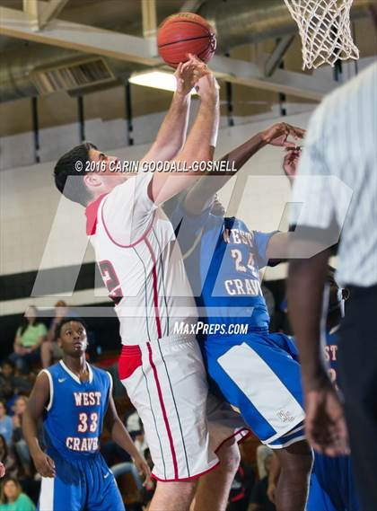 Thumbnail 1 in West Craven vs. New Bern photogallery.