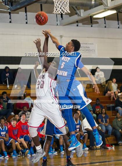 Thumbnail 1 in West Craven vs. New Bern photogallery.