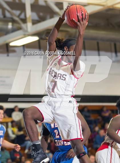 Thumbnail 3 in West Craven vs. New Bern photogallery.